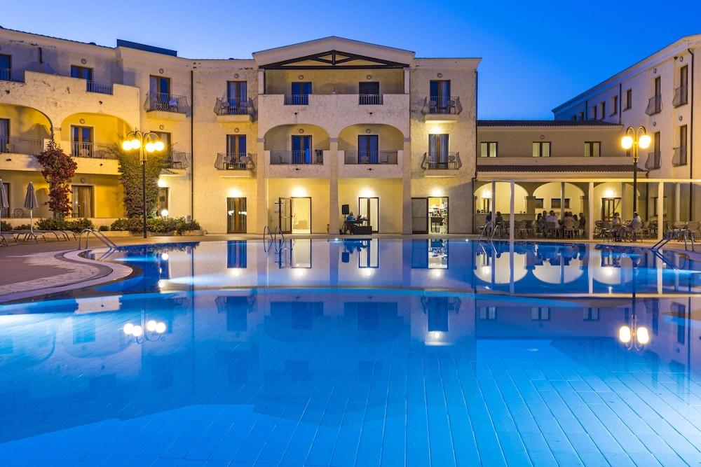 Blu Hotel Morisco Cannigione Eksteriør bilde